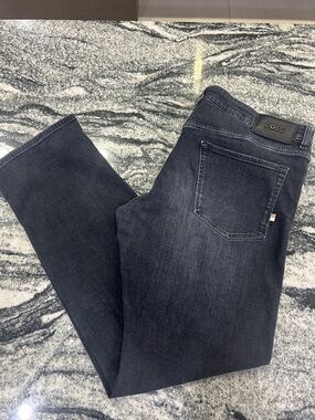 BOSS Men's Dark Indigo Denim Jeans